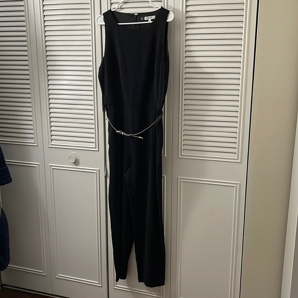 🔥 Gorgeous Jumpsuit 🔥